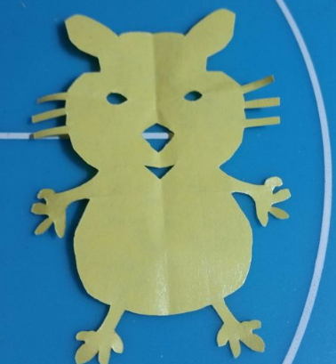 儿童手工剪纸老鼠的方法-聪明的老鼠