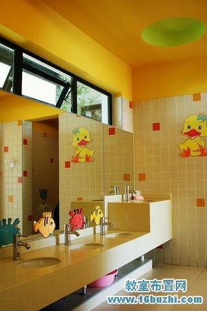 幼儿园洗手间洗手台区域布置