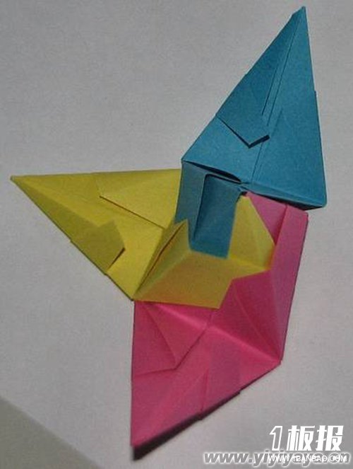 立体折纸星星的折法13